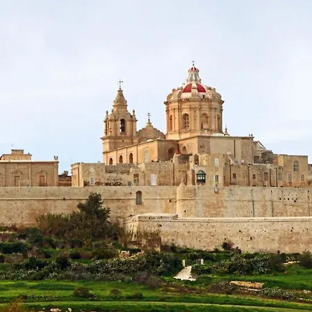 Valletta Skyline Serenity Luxury Harbour Views Sliema