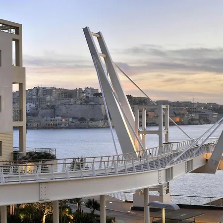 Valletta Skyline Serenity Luxury Harbour Views *