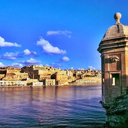 Valletta Skyline Serenity Luxury Harbour Views *
