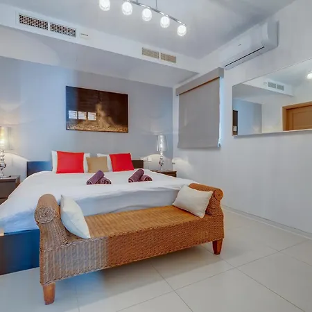 Valletta Skyline Serenity Luxury Harbour Views *