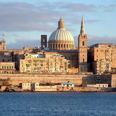 Valletta Skyline Serenity Luxury Harbour Views