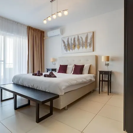 아파트 Valletta Skyline Serenity Luxury Harbour Views 슬리에마