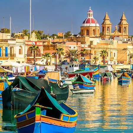 Valletta Skyline Serenity Luxury Harbour Views Sliema