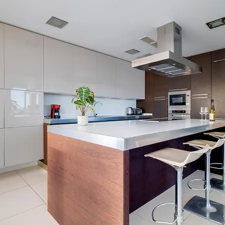 Апартаменты Valletta Skyline Serenity Luxury Harbour Views Слима