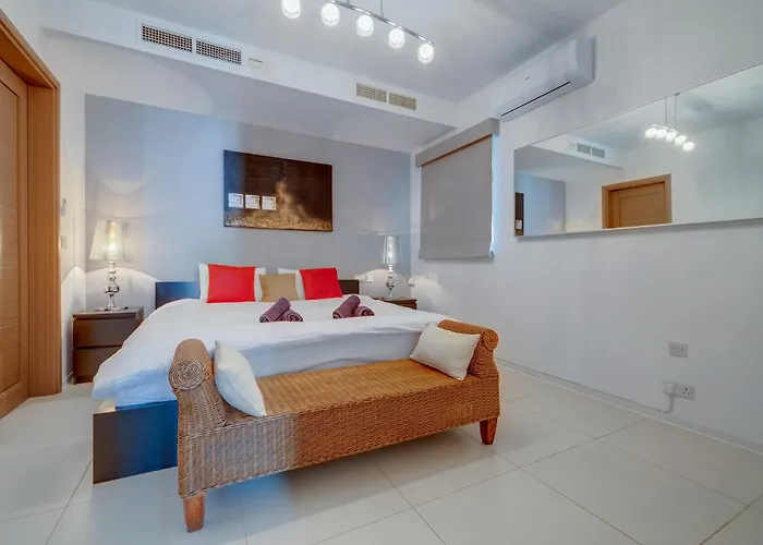 Valletta Skyline Serenity Luxury Harbour Views *