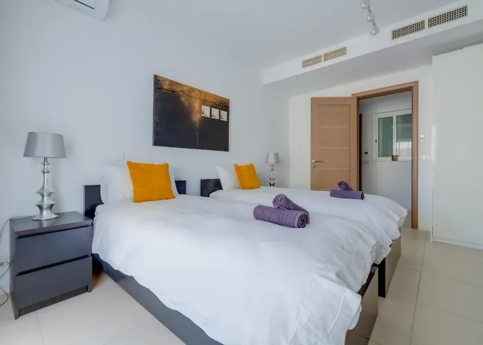 Daire Valletta Skyline Serenity Luxury Harbour Views