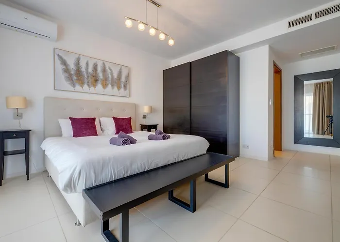 Daire Valletta Skyline Serenity Luxury Harbour Views Sliema