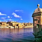 Valletta Skyline Serenity Luxury Harbour Views *